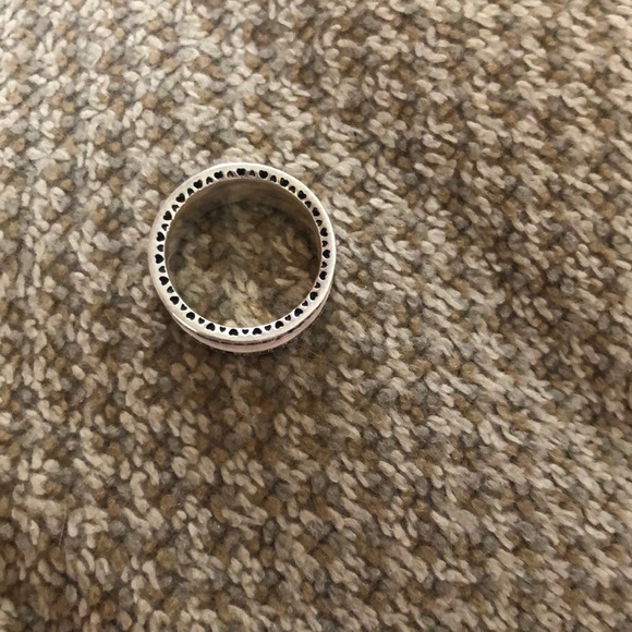 Ring - Picture 2 of 3